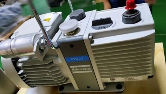 Máy bơm chân không AC kín dầu GVD0.7 Với các niêm phong dầu tích hợp để ngăn ngừa rò rỉ