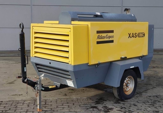 Đen áp suất làm việc 7 bar máy nén di động XAS186C với van xả 1x3/4