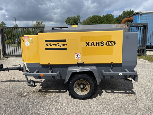 Gắn gọn và mạnh mẽ Máy nén di động XAHS186E + của chúng tôi là giải pháp hoàn hảo cho các ứng dụng trên đường đi