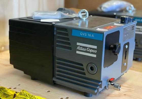 Máy bơm chân không GVS16A 0.9kw Điện động cơ Lượng hơi nước giới hạn 15mbar Được thiết kế cho sản xuất và nghiên cứu bán dẫn